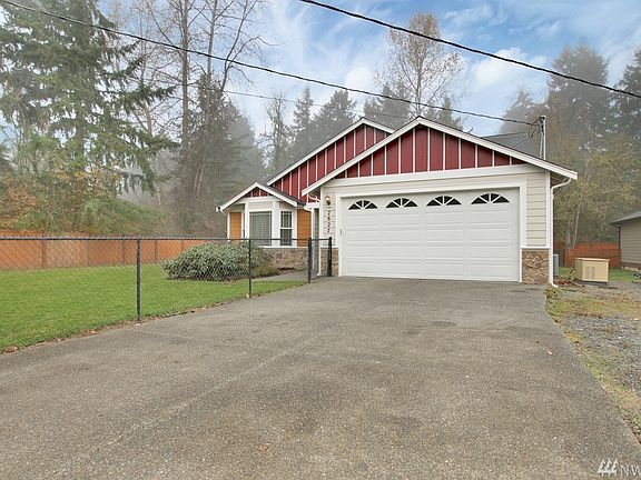 2nd image of 7827 182nd Street Ct E
