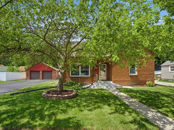 708 State St, Menasha, WI 54952