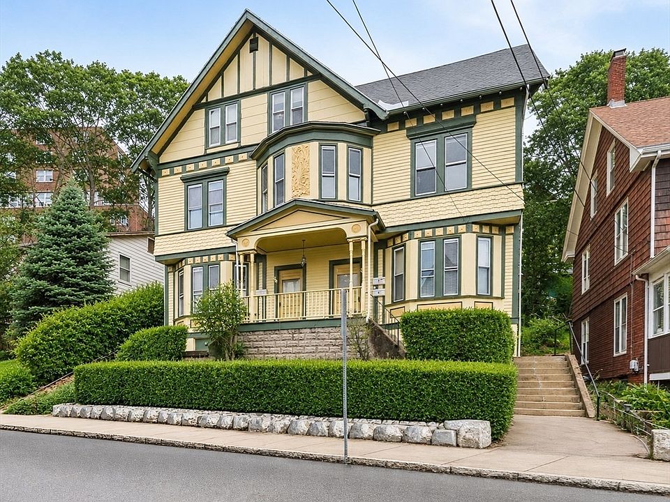 1st image of 37 John St #2