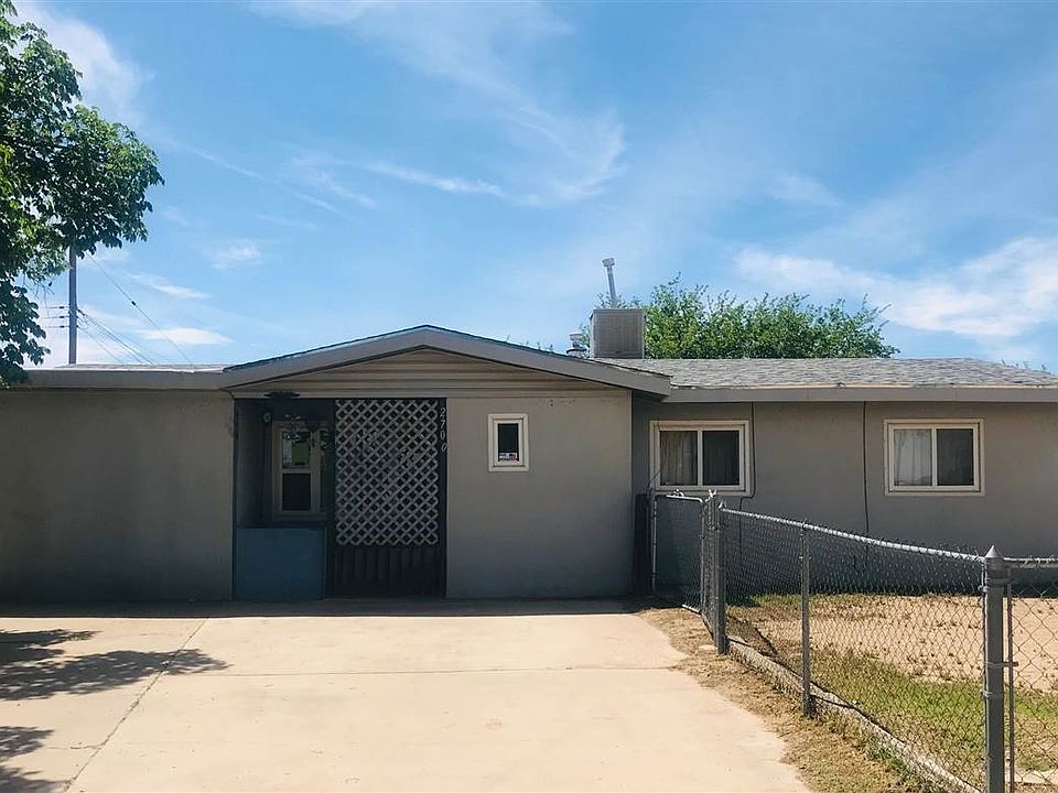 1st image of 2700 Emerald Dr