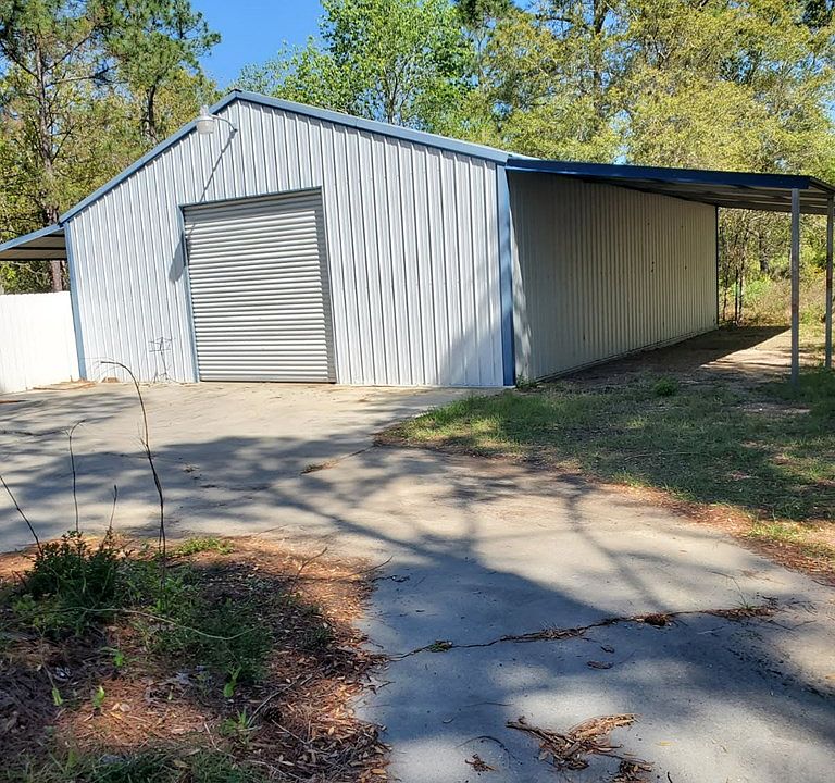2nd image of 189 Boxelder Ln