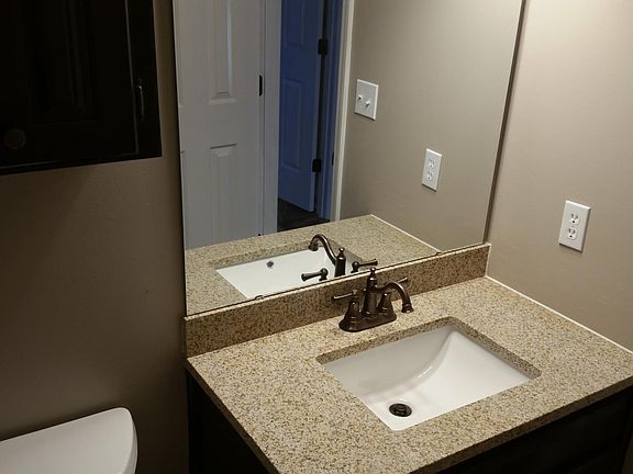 4th image of 315 Sunridge Dr