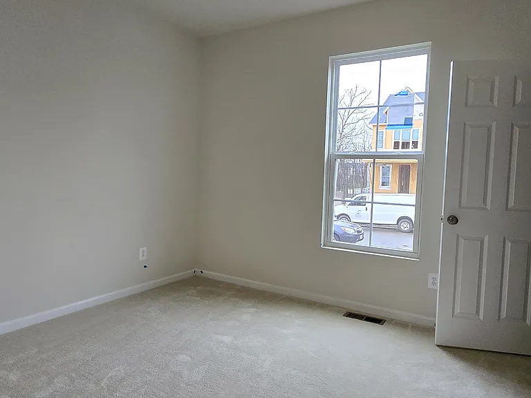 107 Alabaster Ln — Photo 13