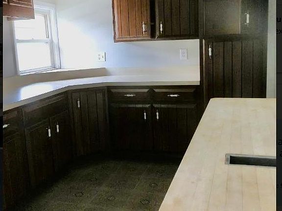 5th image of 71 Bay St APT B