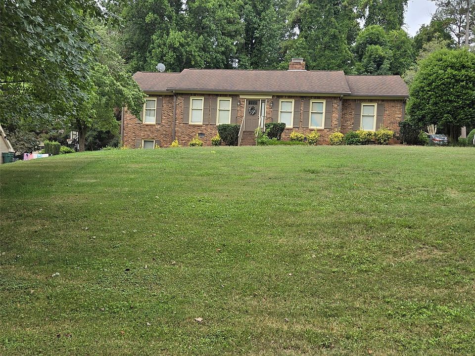 1st image of 1671 Kensington Cir