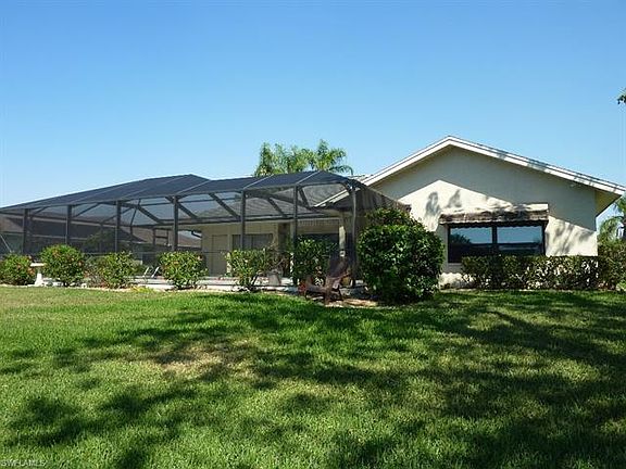 3rd image of 5581 Montilla Dr