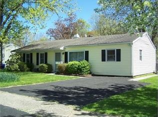 9 Presidential Dr, Washington, NJ 07882