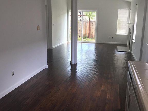 2nd image of 113 Audrey Pl