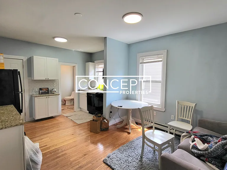 65 Preble St #2 — Photo 4