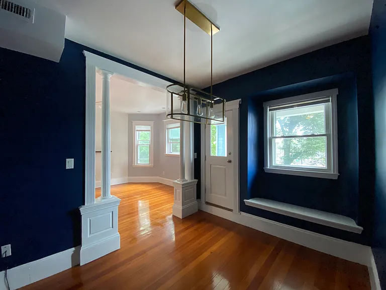 1098 Bennington St #2 — Photo 6