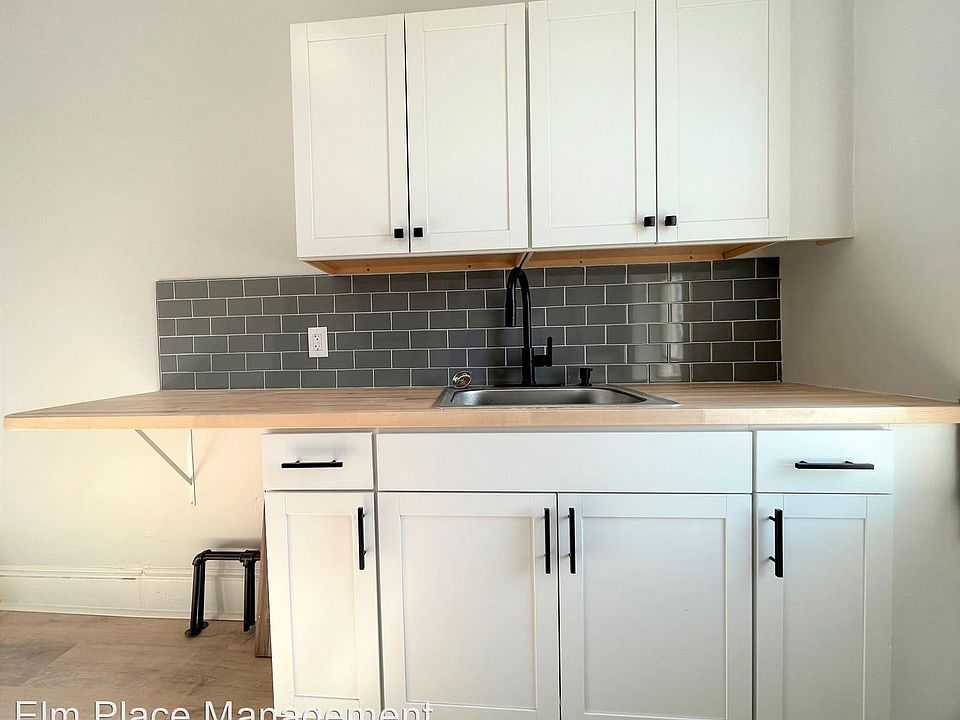 1st image of 300 Elm Pl APT 12