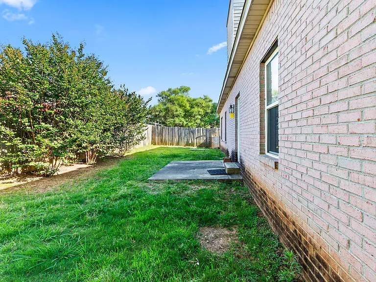 634 Kalypso Cir — Photo 21