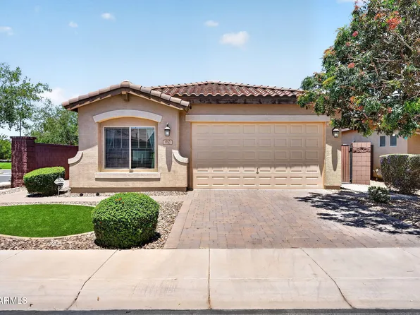 950 W SISSO TREE Avenue, San Tan Valley, AZ 85140