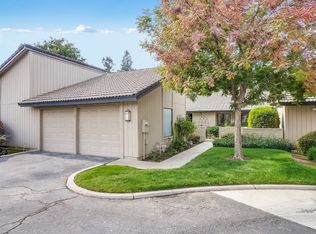 1725 Tollhouse Ln, Clovis, CA 93611