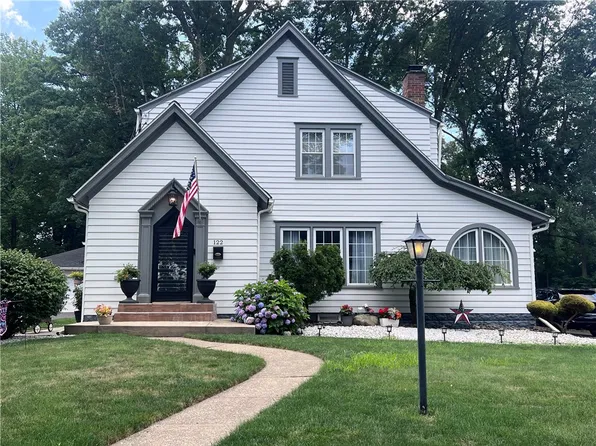 122 E Fairfield Ave, New Castle, PA 16105