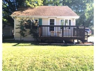 3609 E Hardy St, Decatur, IL 62521