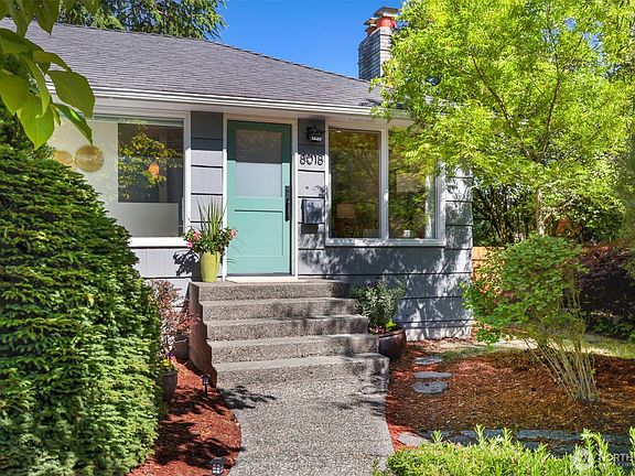 2nd image of 8018 40th Avenue NE