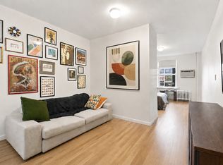 123 Guernsey St APT 2C, Brooklyn, NY 11222