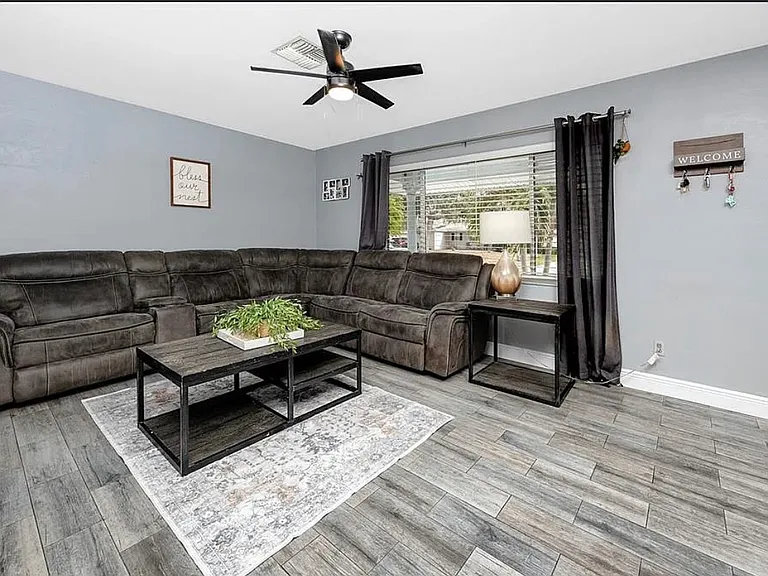 8920 109th Ln — Photo 7