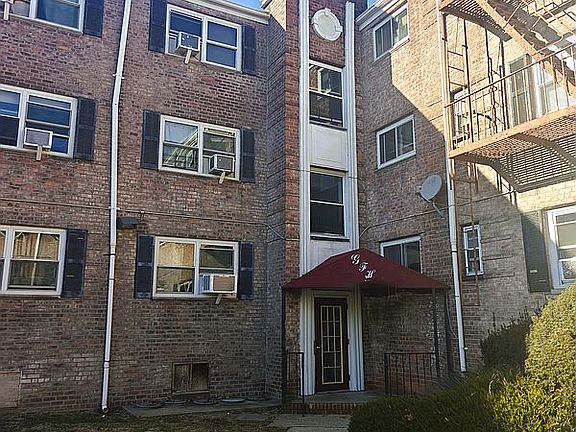 2nd image of 11123 66th Ave APT 3A