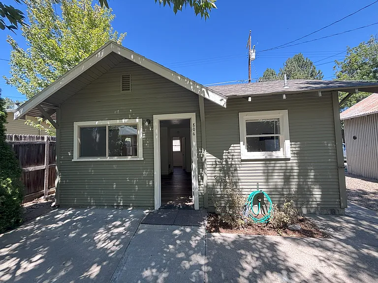 806 E McKinley St — Photo 23