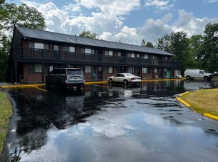 10612 Grand River Rd #5, Brighton, MI 48116