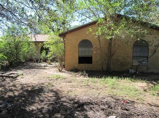 30 Kennedy Dr, Los Lunas, NM 87031