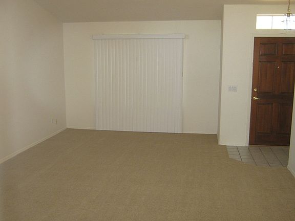 3rd image of 1008 N Blue Marlin Dr