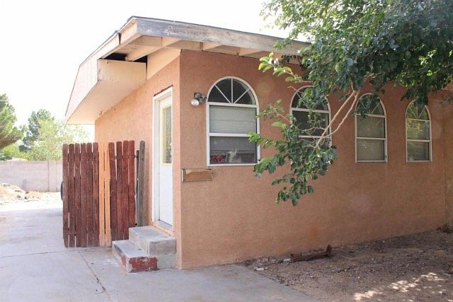 1st image of 2604 Alamogordo Dr NW