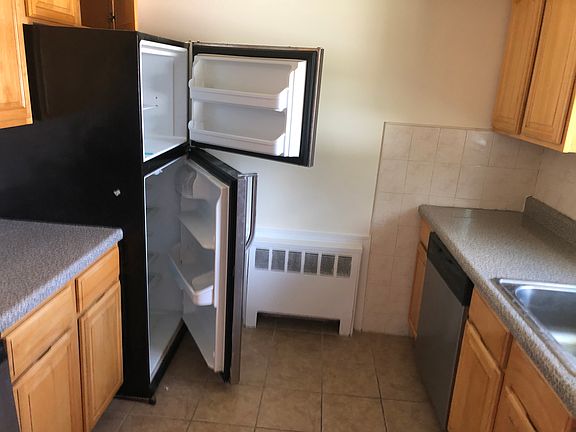 4th image of 43 Dunkirk St