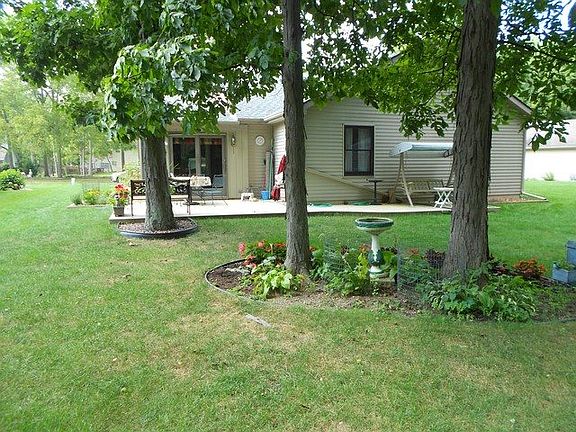 5th image of 218 River Run Ct