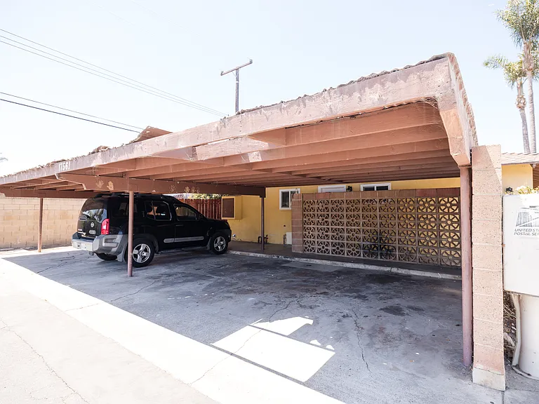 17561 Jefferson Ln #A — Photo 29