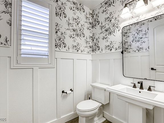 2nd image of 10164 Phelps Lake Ct