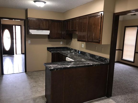 5th image of 7250 Germanshire Oaks Cv