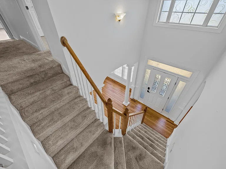 1325 Old Regent Dr — Photo 12