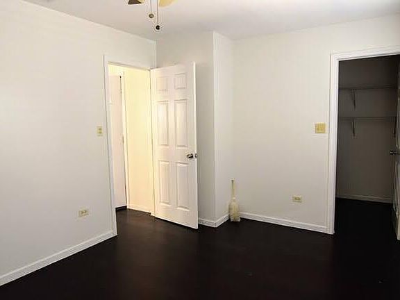 2nd image of 1828 N Bissell St #1