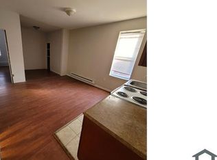 24 S Salford St #2, Philadelphia, PA 19139
