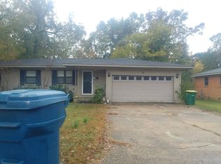 27 Meadowbrook Dr, Little Rock, AR 72205