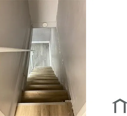 2875 Mayfield Ave #A — Photo 6
