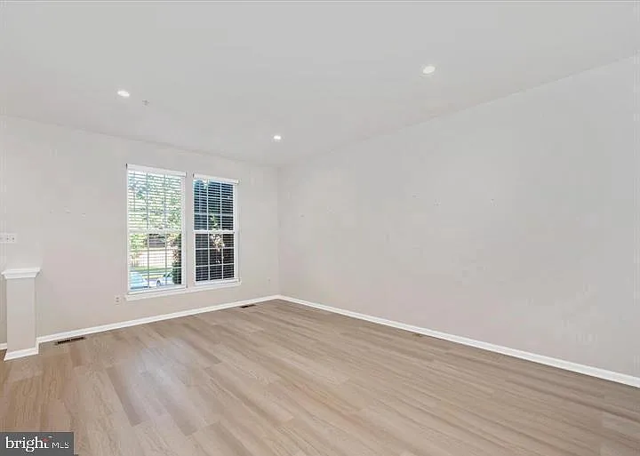 3534 Winthrop Ln — Photo 7