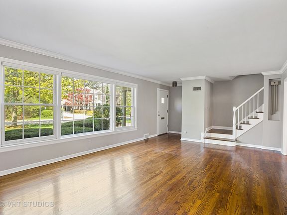4th image of 421 S Bristol Ln