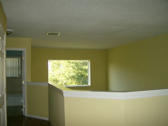 5th image of 454 Waterford Way