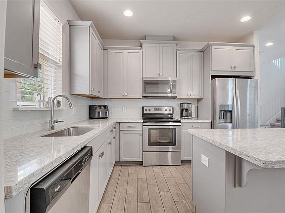 5th image of 8048 SCAGEL STREET