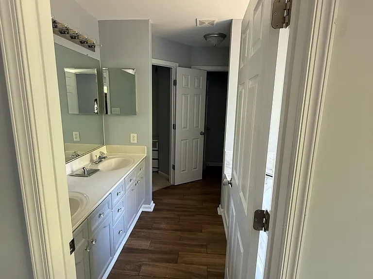 54 Little Oak Rd — Photo 4
