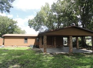 2096 Hunter Rd, Okeechobee, FL 34974