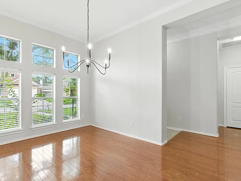 28527 Connordale Ln — Photo 6
