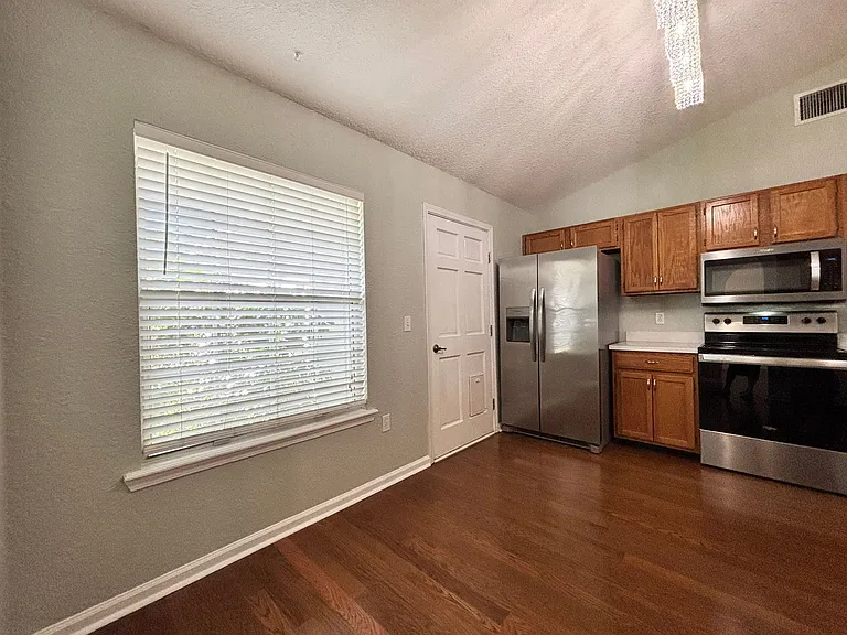 2995 Biloxi Trl — Photo 11
