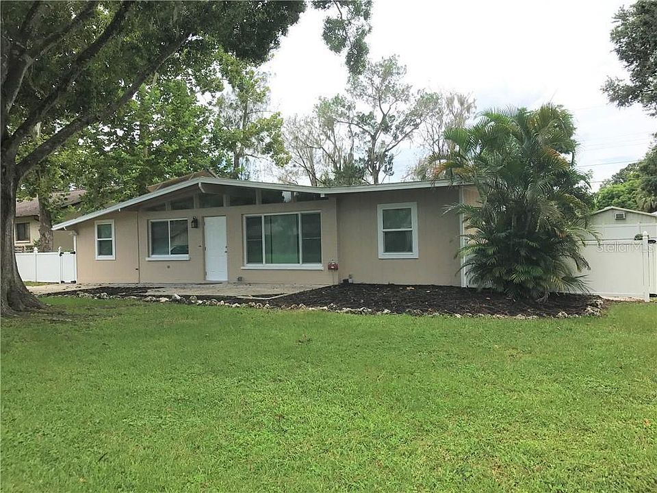 1st image of 3984 Prado Dr