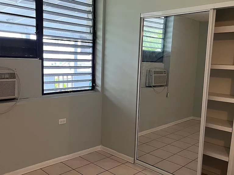 2713 Calle 8 — Photo 27