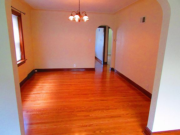 4th image of 6326 Pernod Ave